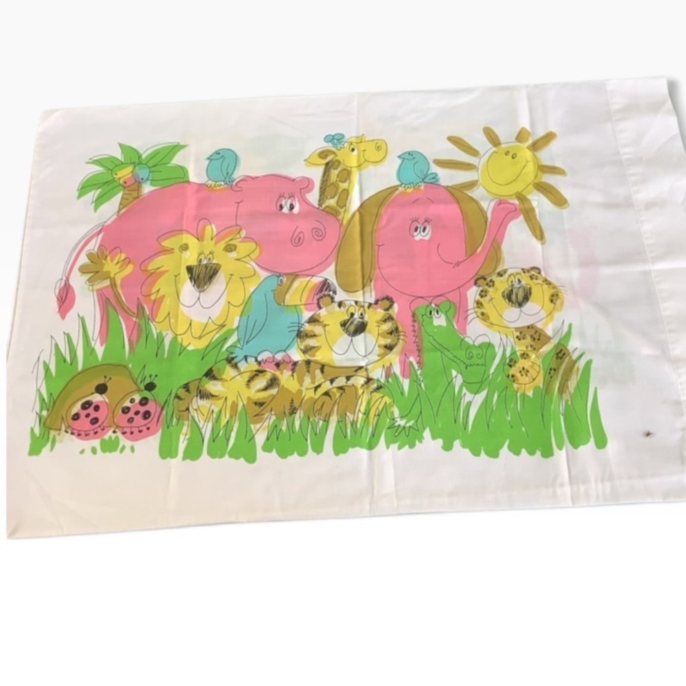 Vintage Springmaid Marvelaire Jungle Animal Pillowcase Pink Hippo Lion Tiger Sun - Picture 2 of 6